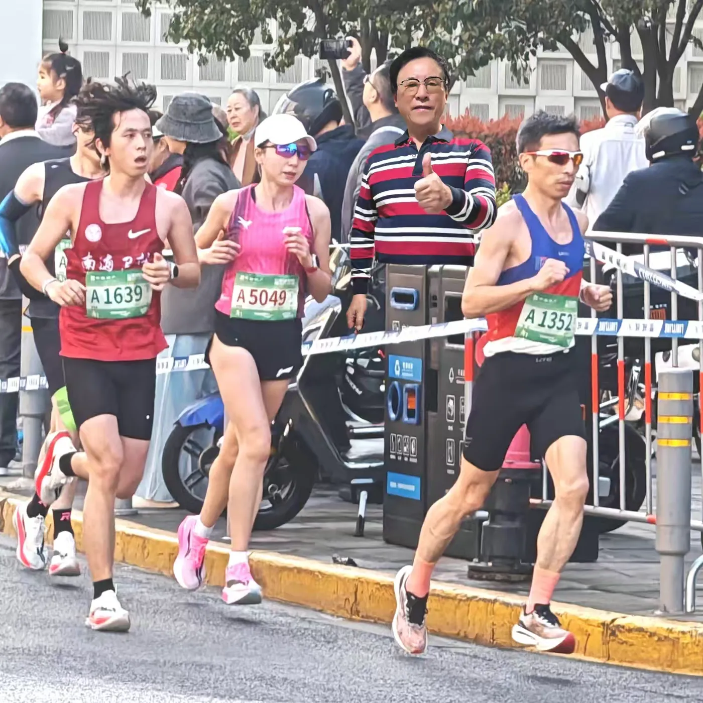 家门口的奔跑盛宴 一一上海城市半马观赛记